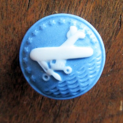 1979 Wedgwood Jasperware airplane button