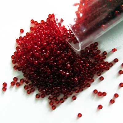 size 15/0 Japanese glass seed beads transparent Dark Ruby