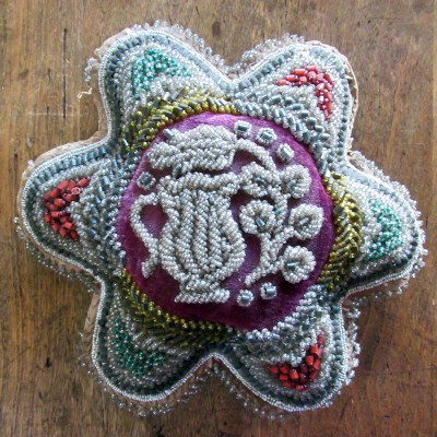 c1900 Iroquois "Whimsey" large 10" star-shaped pincushion
