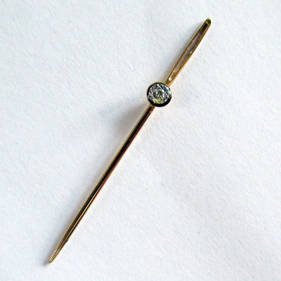 12karat gold plated Tapestry Needle set with a tiny diamond