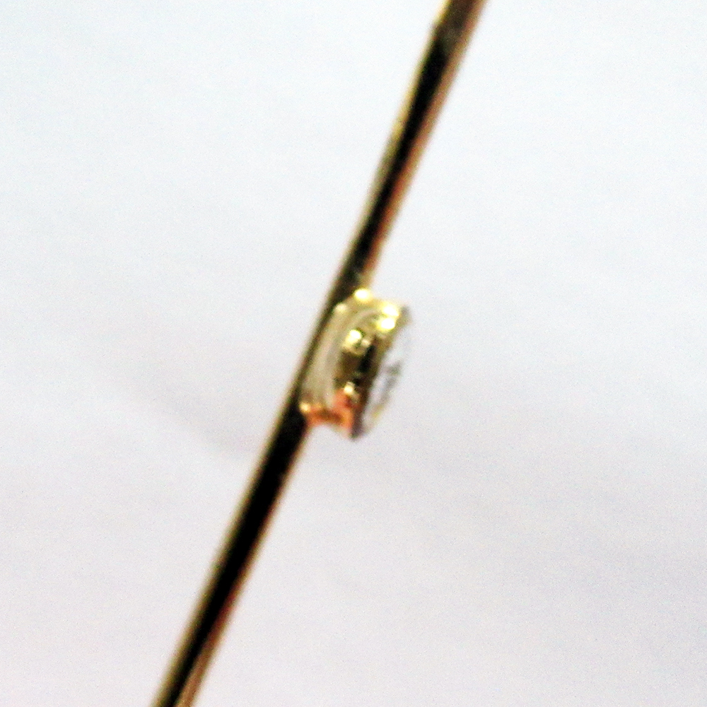 12karat gold plated Tapestry Needle set with a tiny diamond - Image 3