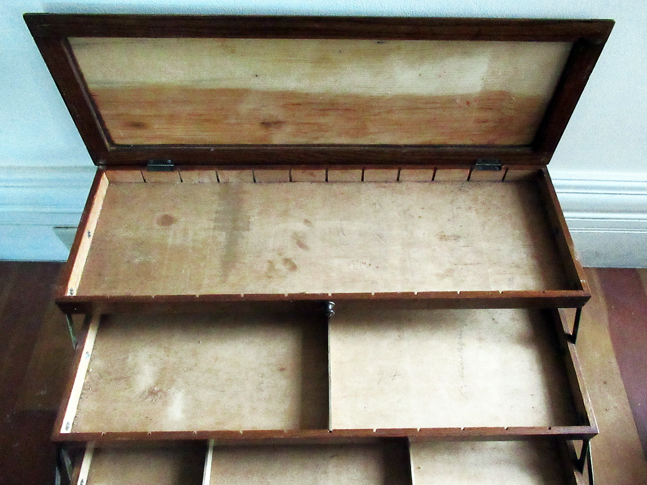 circa 1890 Coats Anchor Floss display cabinet - Image 8