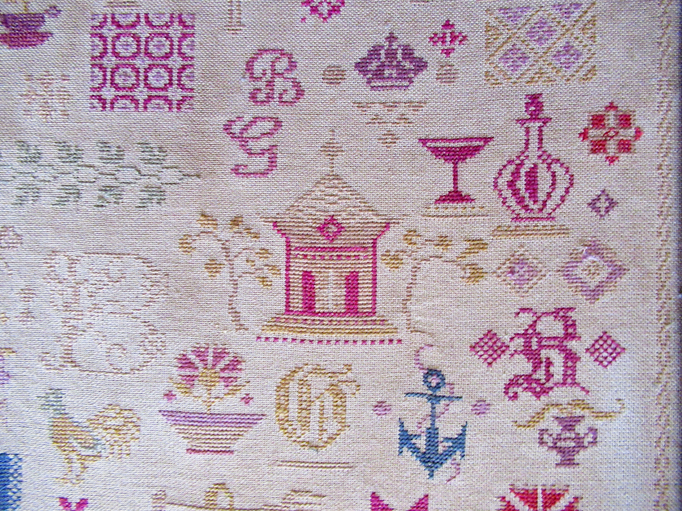 1897 French motif schoolgirl sampler in a beautiful frame - Image 2