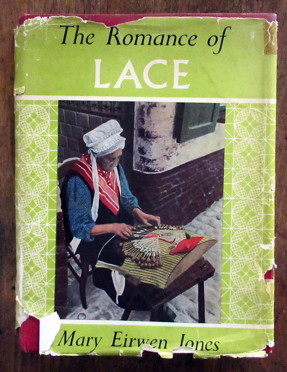 1950 The Romance of Lace by Mary Eirwen Jones HC DJ