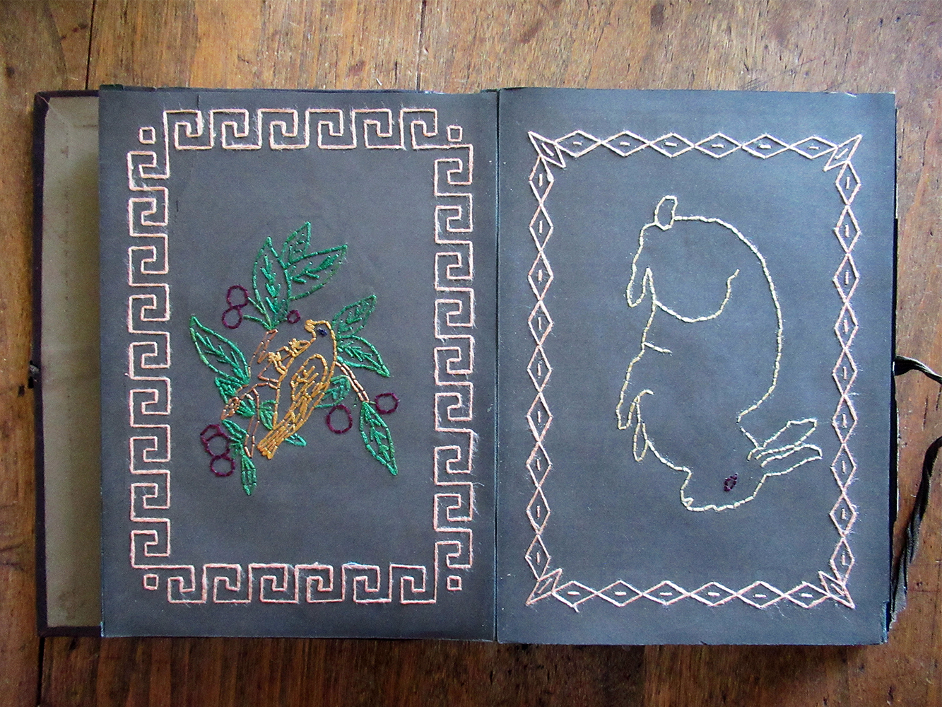 c1875 Victorian Portfolio of 25 Sewing Cards - Image 5